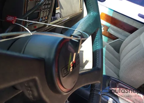 1994 GMC Sierra C1500 z USA, uszkodzony, nr VIN 2GTEC19Z5R1507448